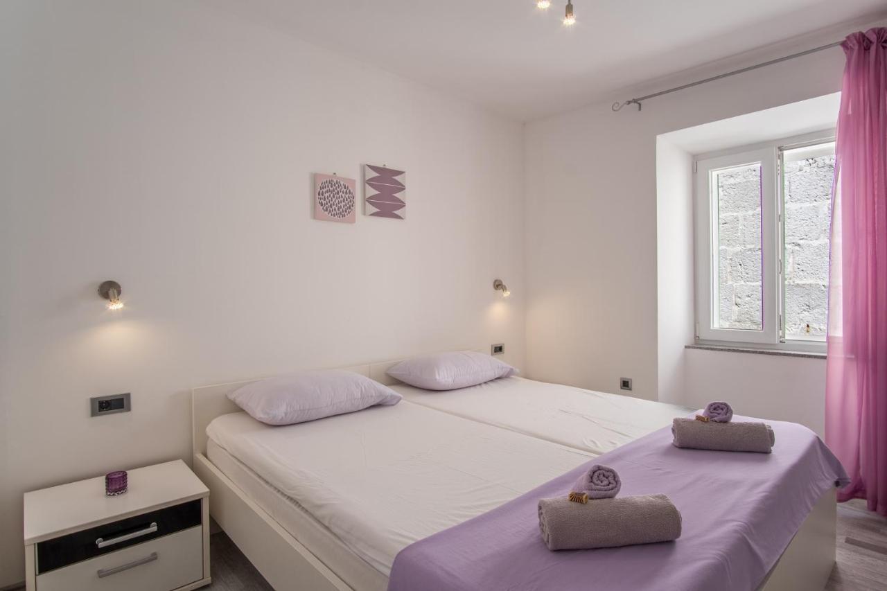Private Holliday Apartment Pag Town Zewnętrze zdjęcie