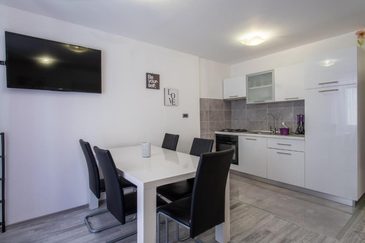 Private Holliday Apartment Pag Town Zewnętrze zdjęcie