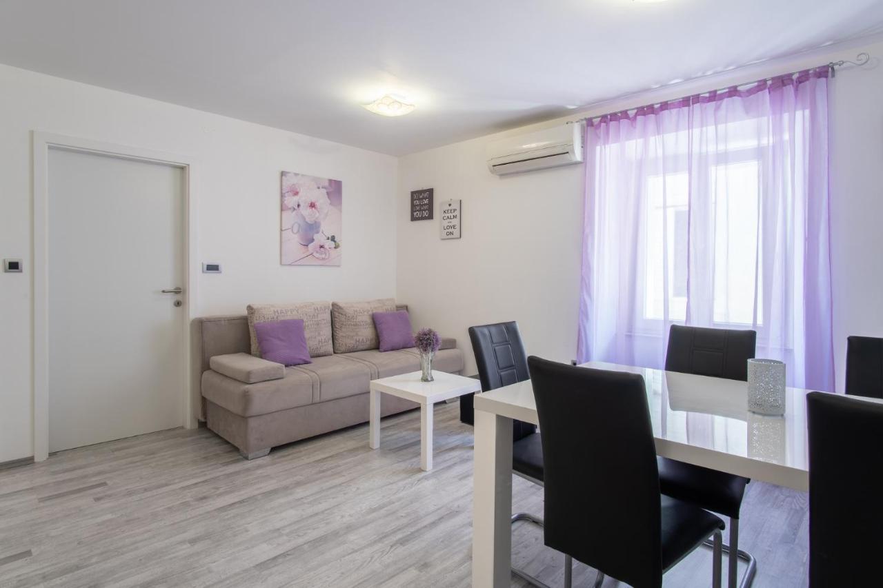 Private Holliday Apartment Pag Town Zewnętrze zdjęcie